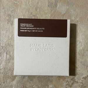 Haus Labs Power Sculpt Velvet Bronzer